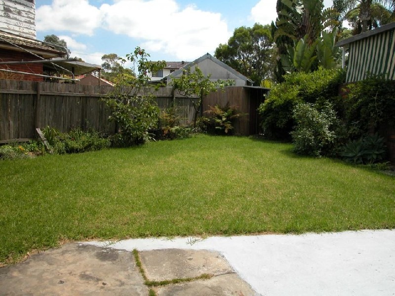 20 Rainbow Parade, Peakhurst NSW 2210