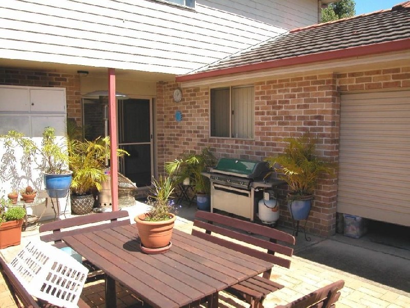 65 Kennedy Street, Picnic Point NSW 2213