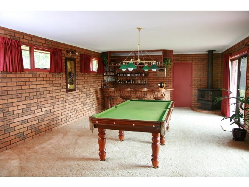 11 Fletcher Road, Cranbourne South VIC 3977