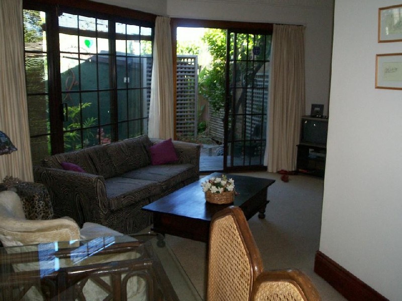16 Withecombe, Rozelle NSW 2039