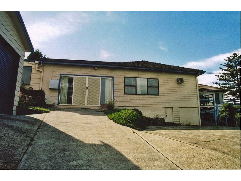 55 Buena Vista Avenue, Lake Heights NSW 2502
