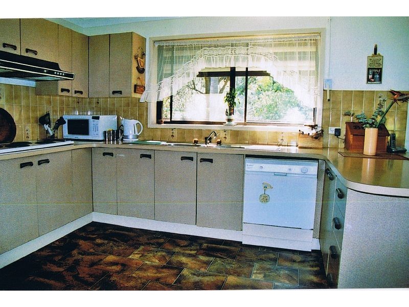 1b Lochiel Road, Engadine NSW 2233