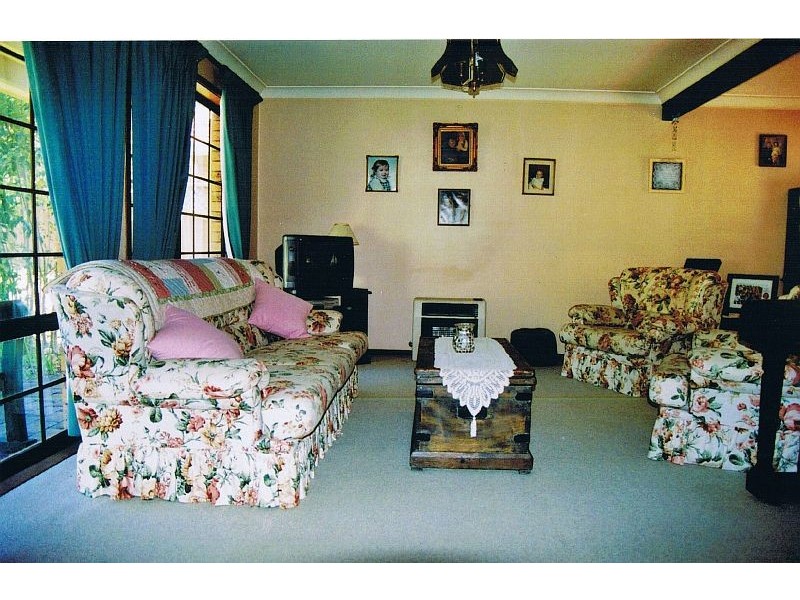 1b Lochiel Road, Engadine NSW 2233