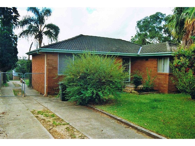 9 Abbott Road, Heathcote NSW 2233