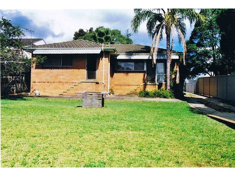 9 Abbott Road, Heathcote NSW 2233