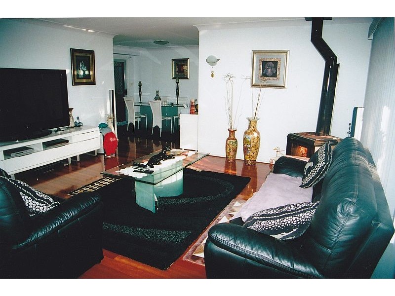 10 Carter Road, Menai NSW 2234