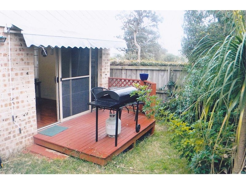 1/10-12 Strickland Street, Heathcote NSW 2233