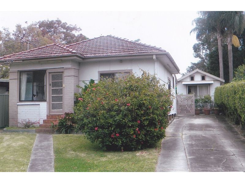 31 Wolger Street, Como NSW 2226