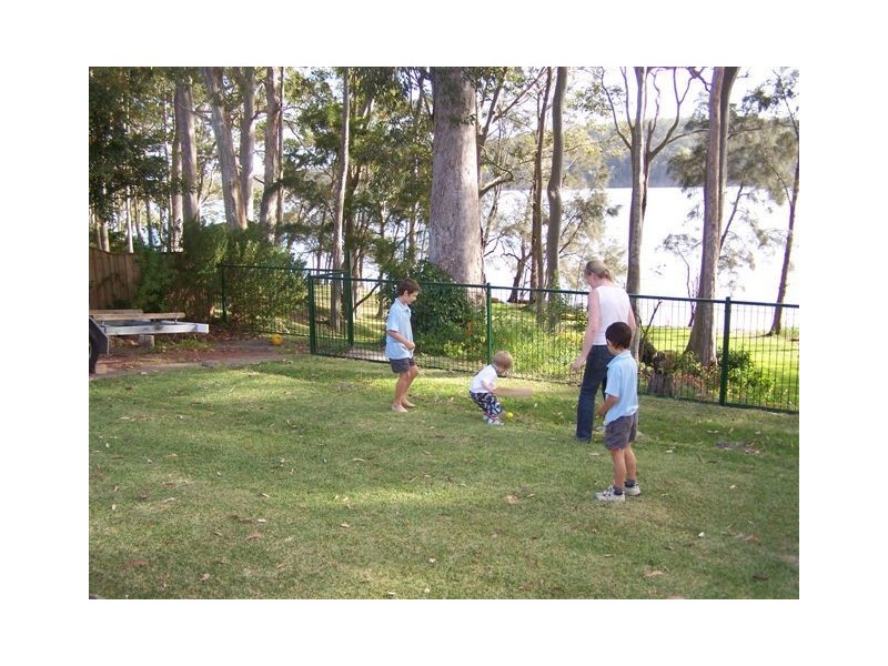 16 Kings Point Drive, Kings Point NSW 2539