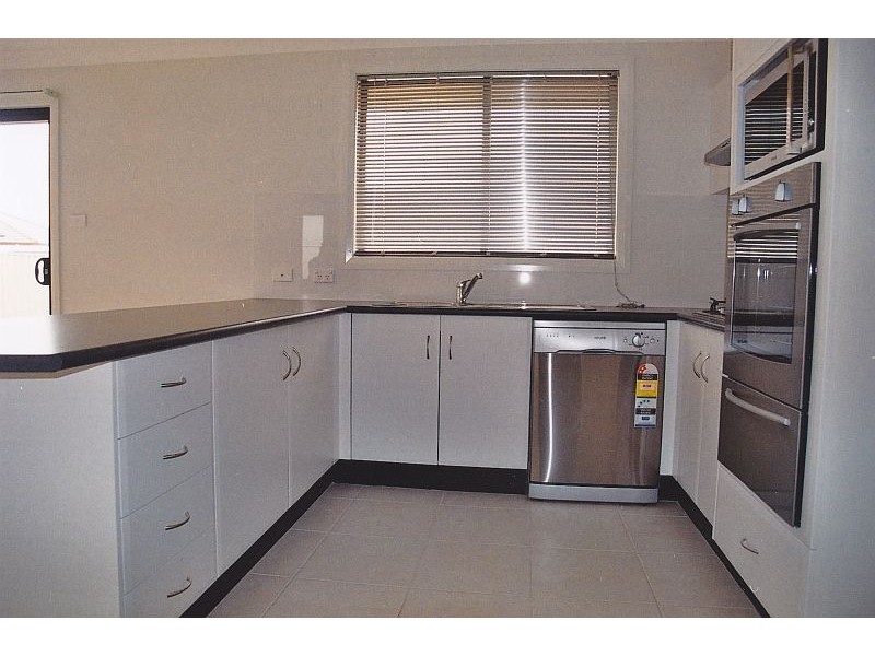 41 Peppermint Drive, Worrigee NSW 2540