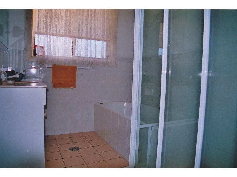 2/15 Cocos Crescent, Forster NSW 2350