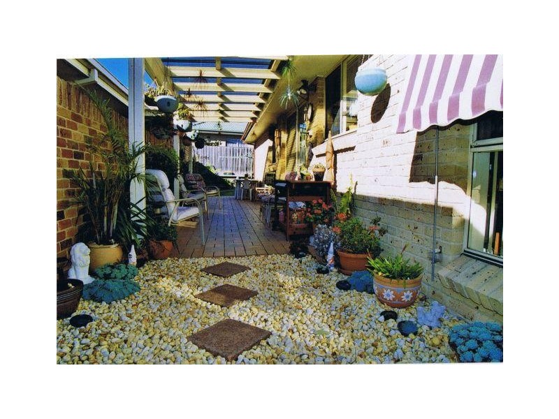 28 Stanthorpe Drive, Kanahooka NSW 2530