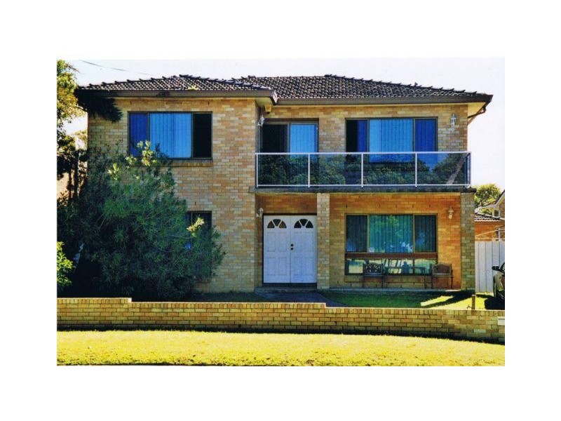 16 Osborne Parade, Warilla NSW 2528
