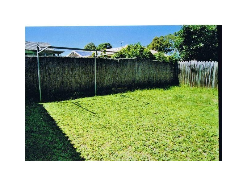 66 Daintree Drive, Wattle Grove NSW 2173