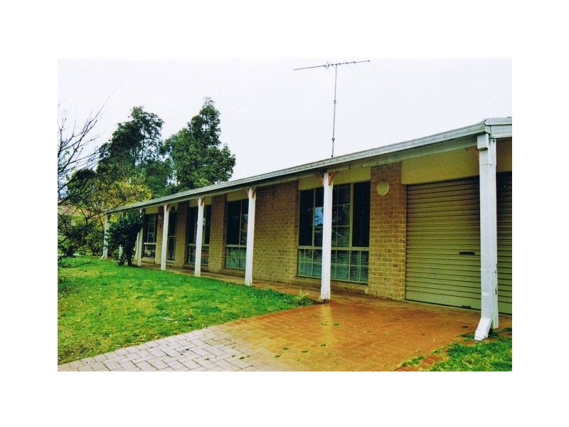 4 Baragil Mews, Mount Annan NSW 2567