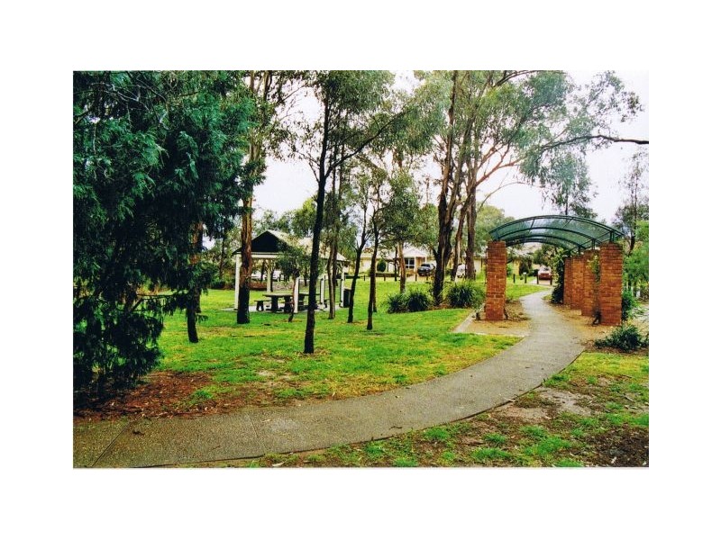 4 Baragil Mews, Mount Annan NSW 2567