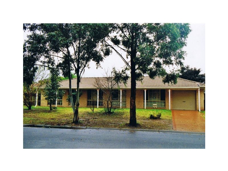 4 Baragil Mews, Mount Annan NSW 2567