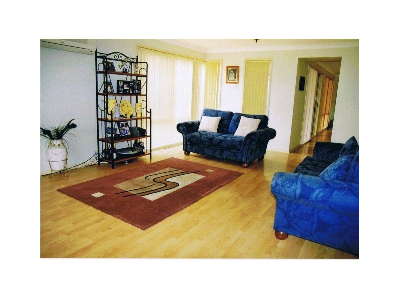 19 Airlie Crescent, Cecil Hills NSW 2171