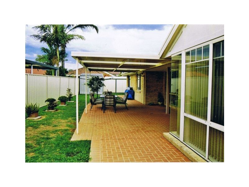 19 Airlie Crescent, Cecil Hills NSW 2171