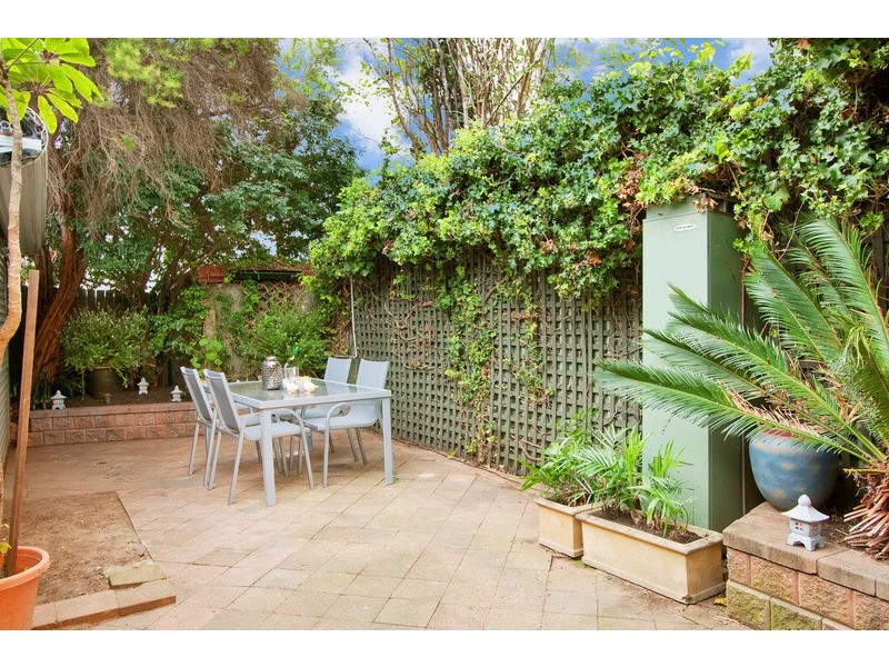 4 Goodsell Street, St Peters NSW 2044