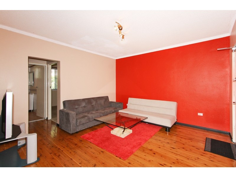 1/81-83 Samuel Street, Tempe NSW 2044