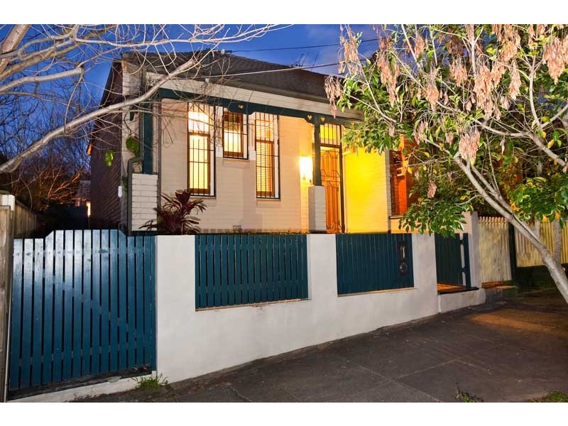 1 Walenore Avenue, Newtown NSW 2042