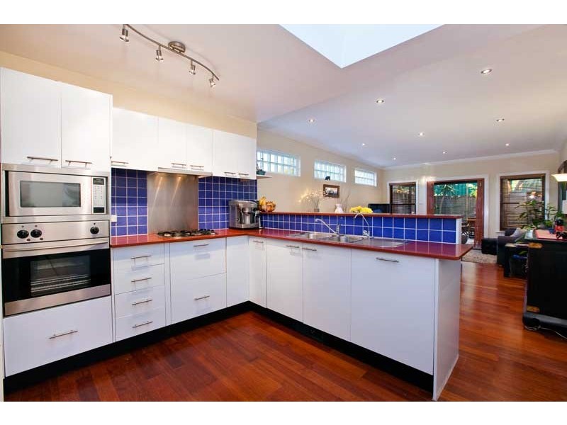 1 Walenore Avenue, Newtown NSW 2042