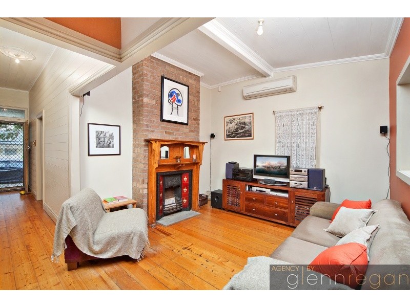 22 John Street, Tempe NSW 2044