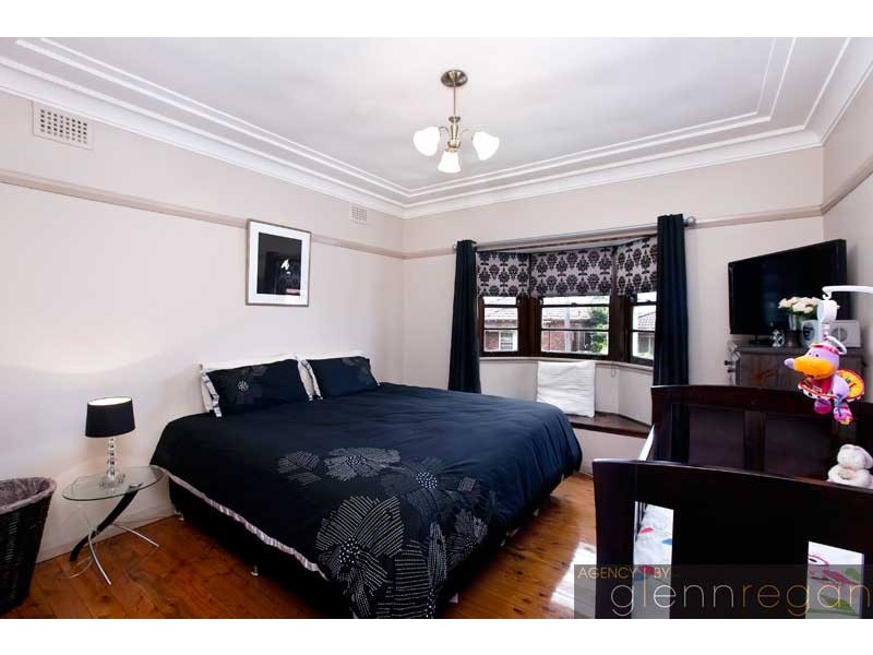 5 Cook Street, Tempe NSW 2044