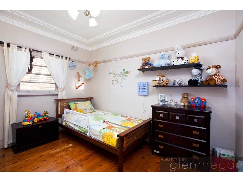 5 Cook Street, Tempe NSW 2044