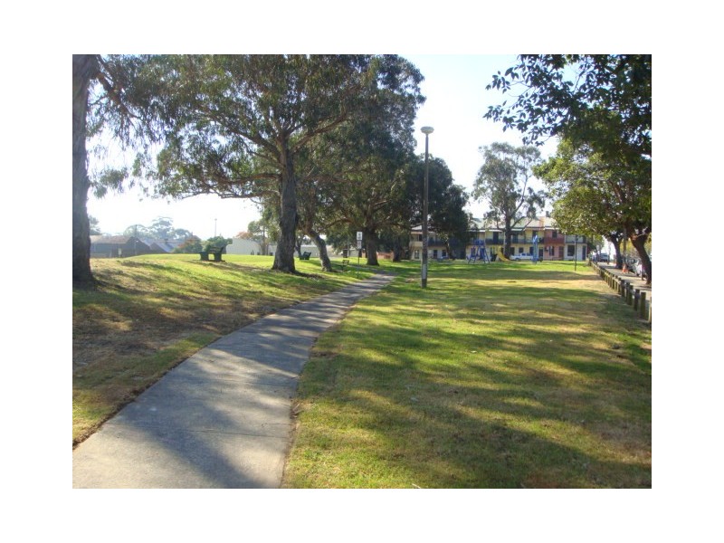 27 Goodsell Street, St Peters NSW 2044