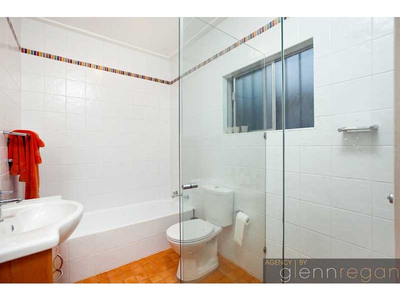 8 John Street, Tempe NSW 2044