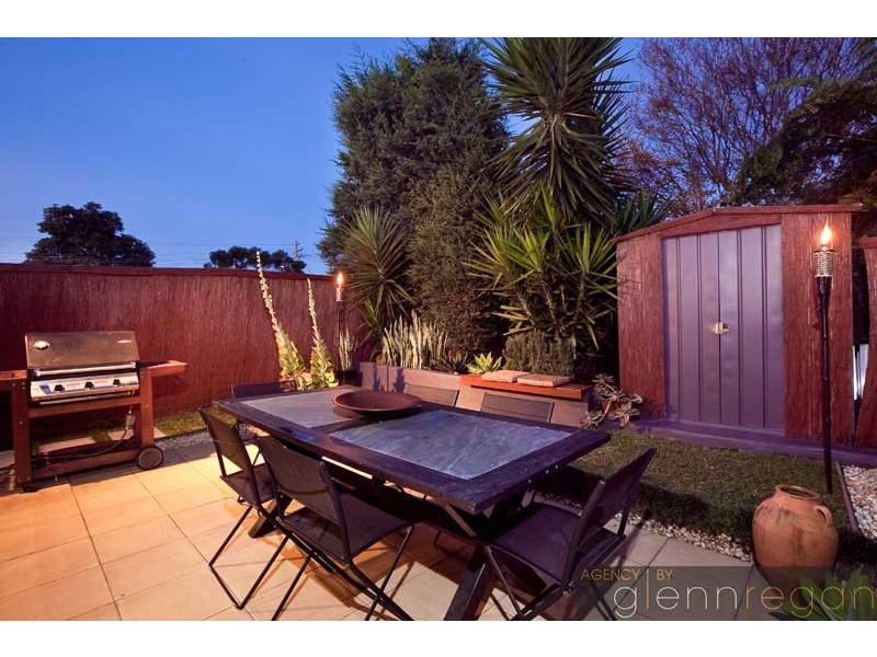 8 John Street, Tempe NSW 2044
