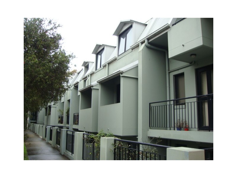 8/6-8 Albert Street, Newtown NSW 2042