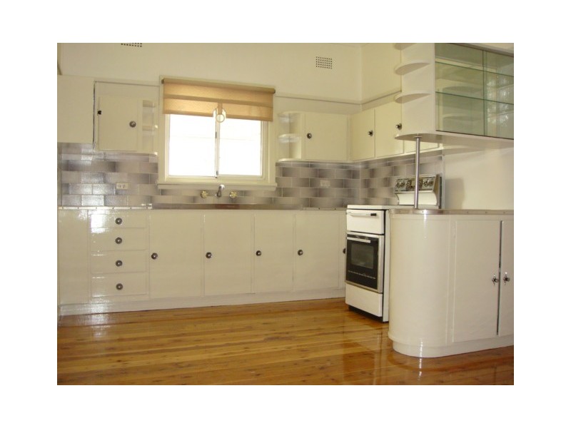 16 Elliston Street, Chester Hill NSW 2162