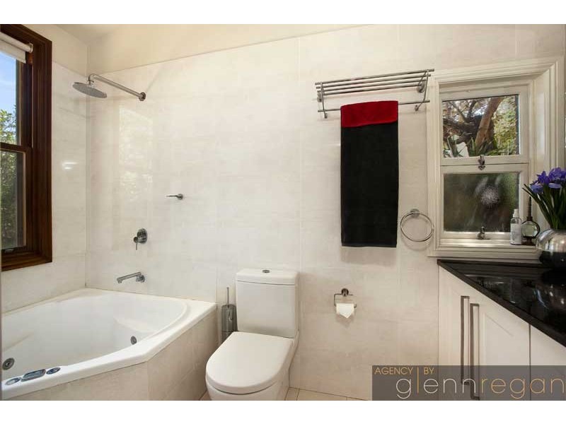 6 Yelverton Street, Sydenham NSW 2044