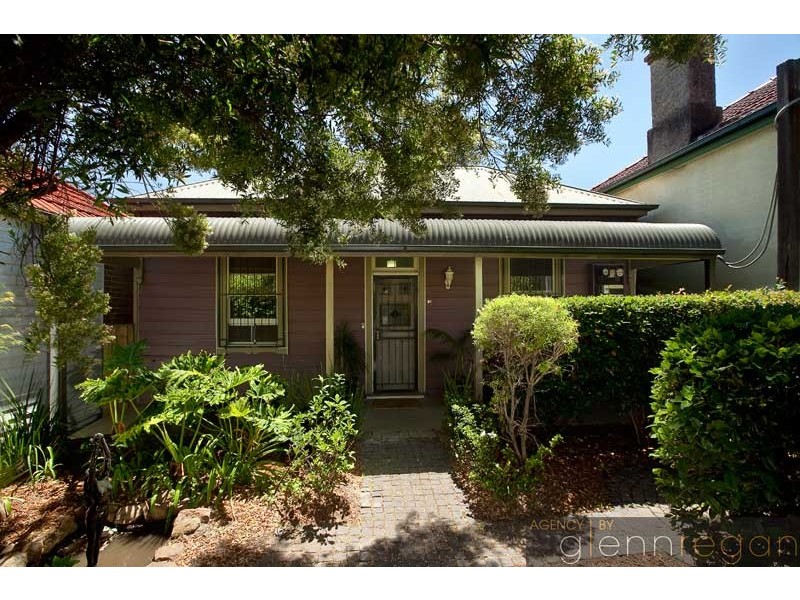 81 Station Street, Tempe NSW 2044