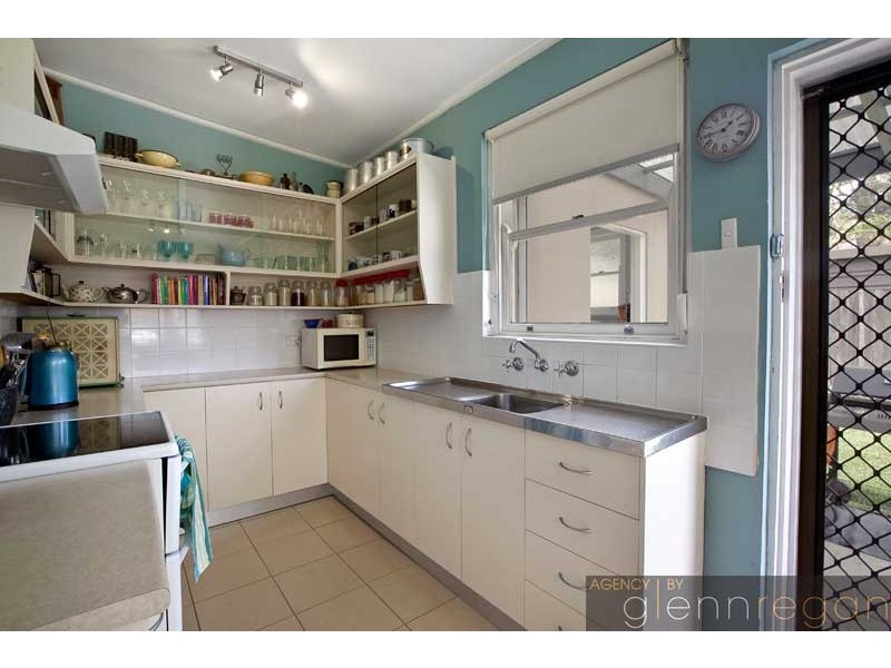 84 Station Street, Tempe NSW 2044