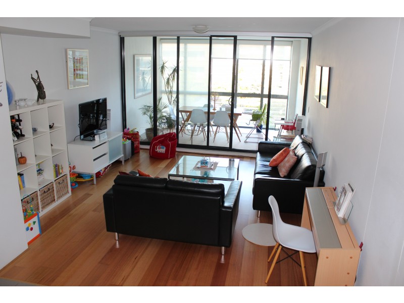 423/221 Sydney Park Road, Erskineville NSW 2043