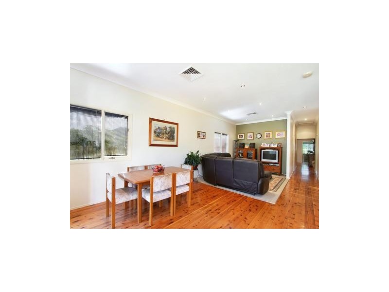 8 Stanley Street, Tempe NSW 2044