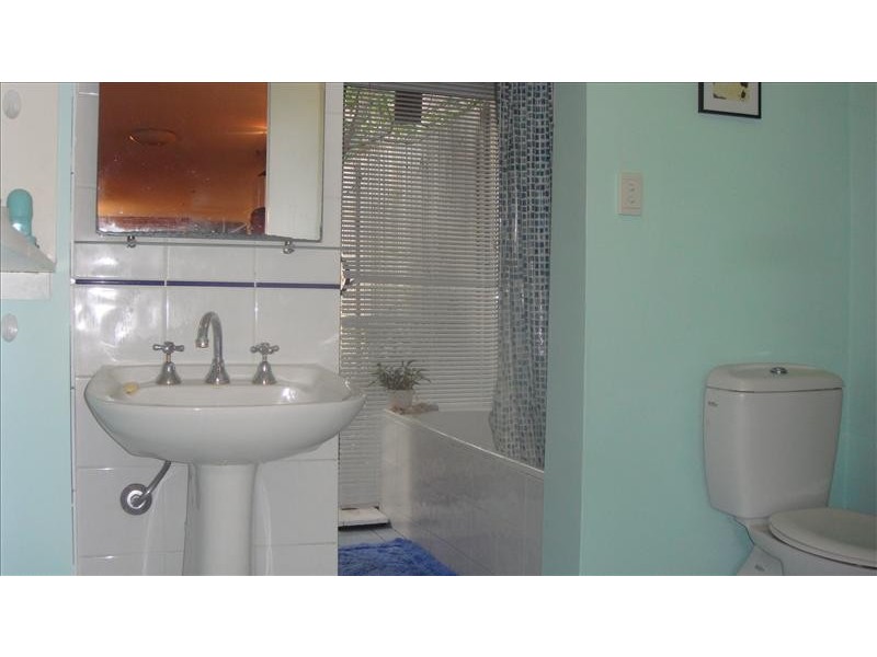 69 Hutchinson Street, St Peters NSW 2044