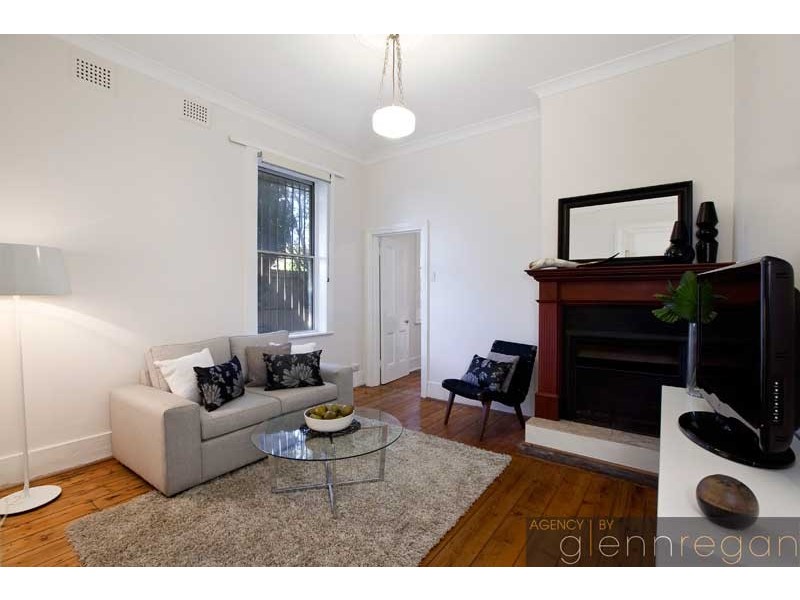 2 Alfred Street, St Peters NSW 2044
