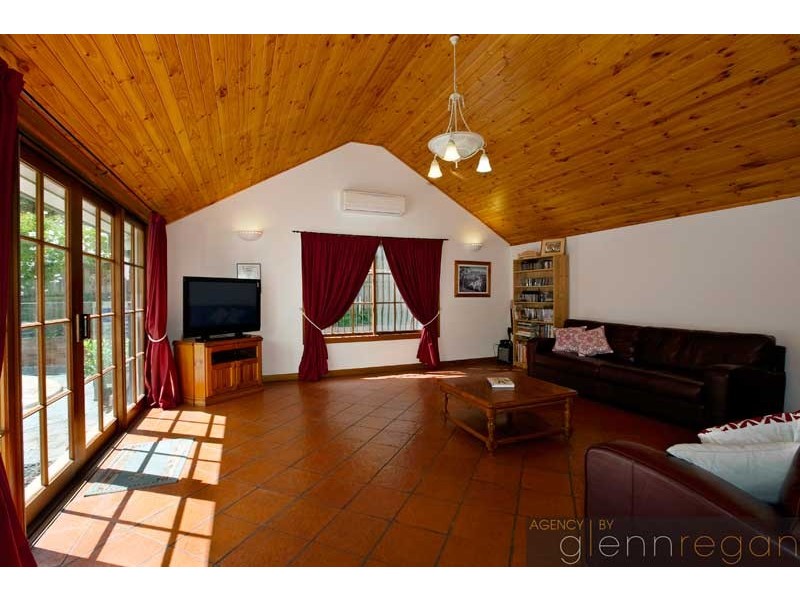 18 Timberline Avenue, West Pennant Hills NSW 2125