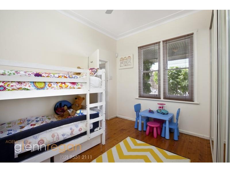 42 Fanning Street, Tempe NSW 2044