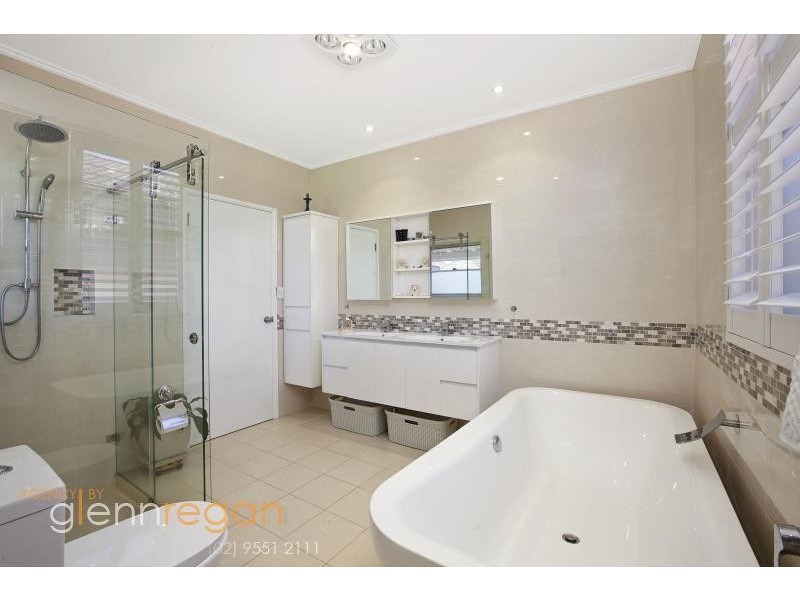 42 Fanning Street, Tempe NSW 2044