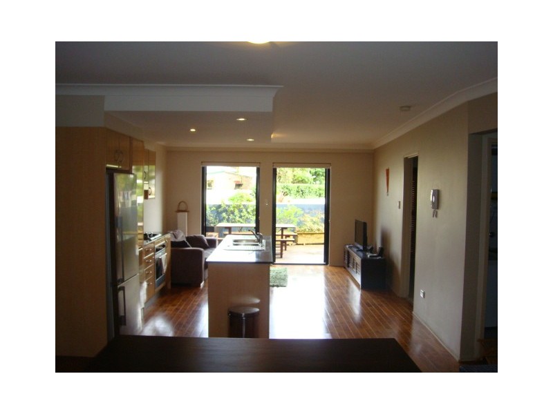 8/6-8 Albert Street, Newtown NSW 2042