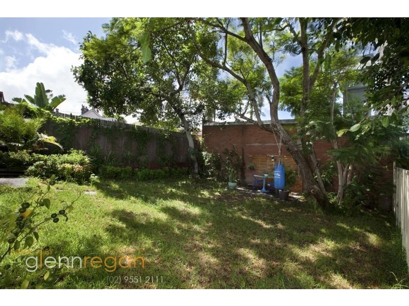 9 Young Street, Tempe NSW 2044