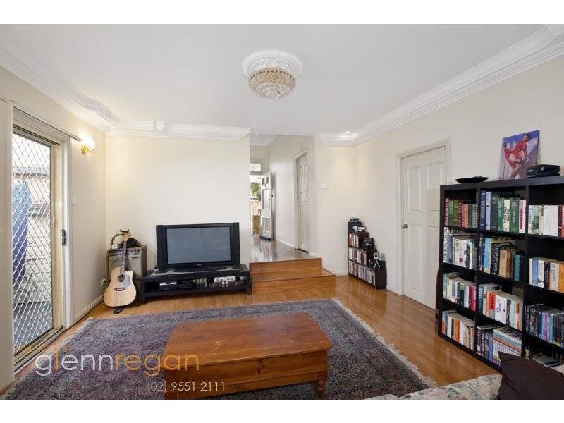 9 Young Street, Tempe NSW 2044