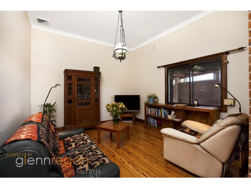 10 Terry Street, Tempe NSW 2044
