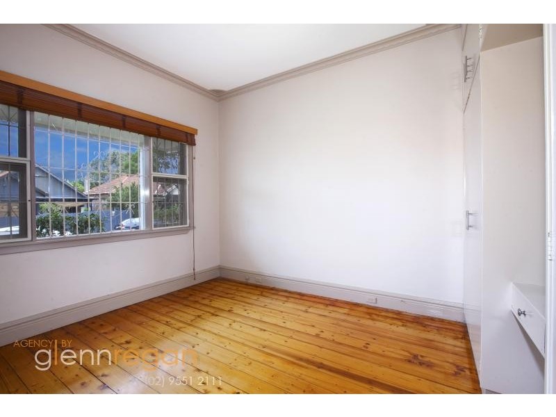 21 Brooklyn Street, Tempe NSW 2044